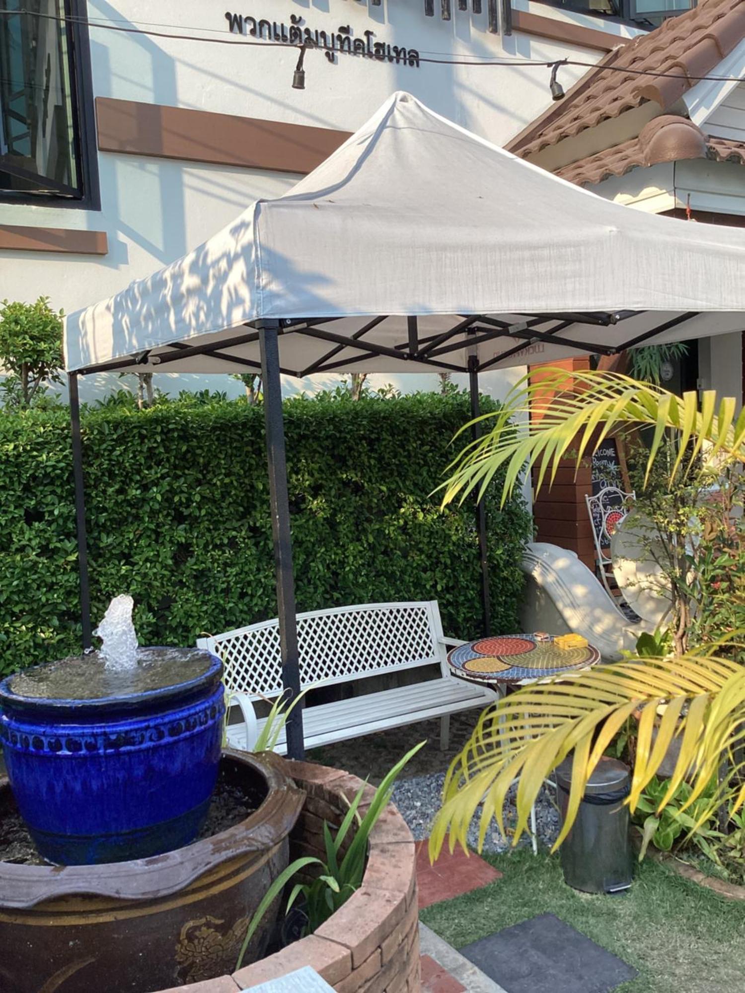 Puak Taem Boutique Hotel Chiang Mai Exteriör bild