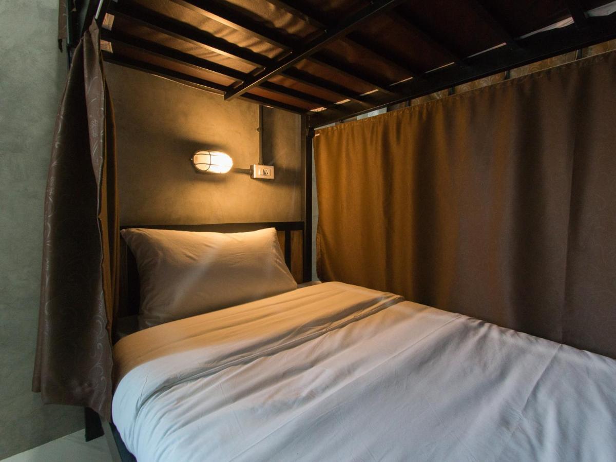 Puak Taem Boutique Hotel Chiang Mai Exteriör bild