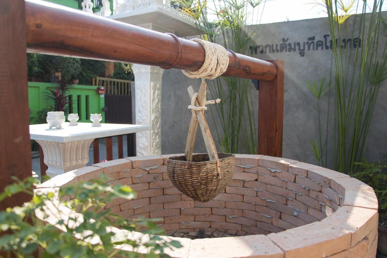 Puak Taem Boutique Hotel Chiang Mai Exteriör bild