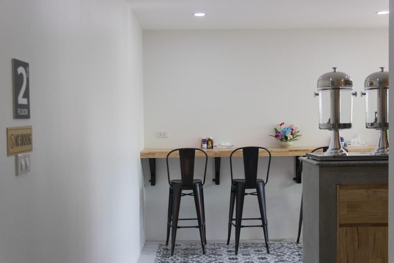 Puak Taem Boutique Hotel Chiang Mai Exteriör bild